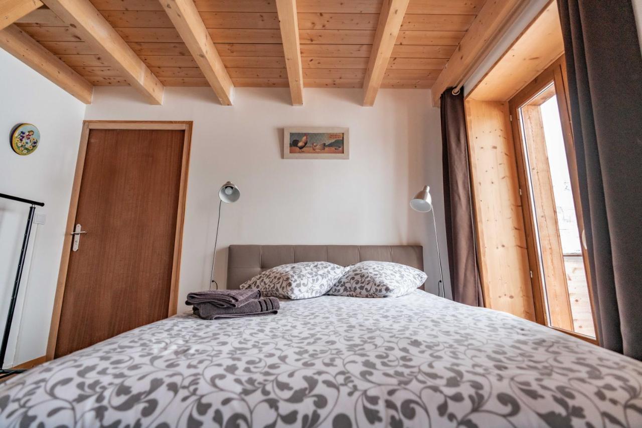 Le Saint Jo Bed & Breakfast La Féclaz Exterior foto